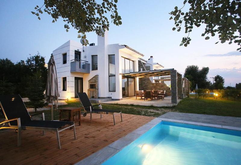 Sanny Sani Luxury Villas Ханиоти Экстерьер фото